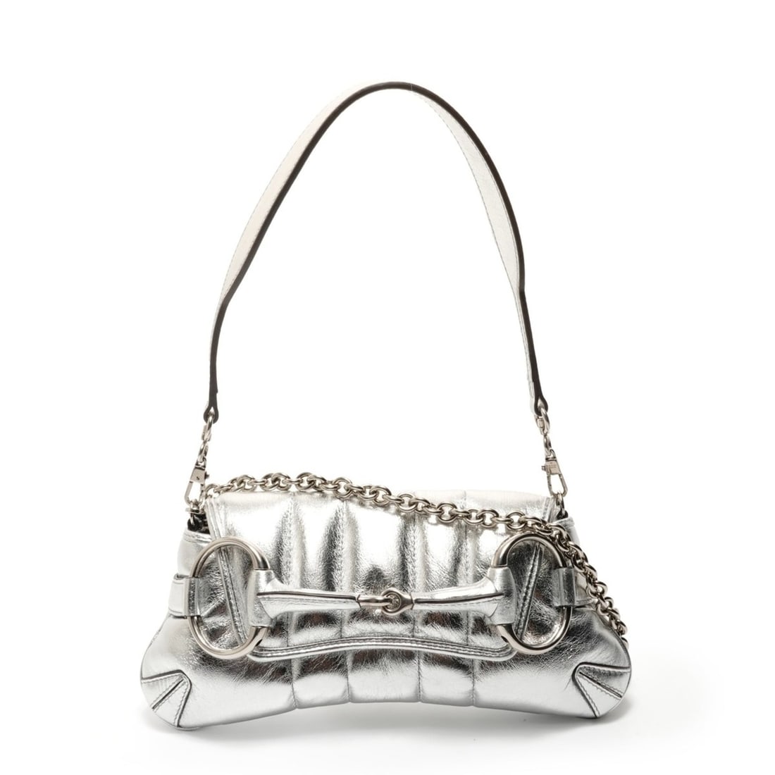 Gucci Horsebit Chain 2-Way Leather Shoulder Bag, Silver: --- Catalog ---Category: SizeSize (HxWxD): 14cm x 28cm x 1.5cm / 5.51'' x 11.02'' x 0.59''Strap Length: 50cm / 19.68''Category: DesignType: Shoulder bagColor: SilverGender: WomenMaterial: Leather Cate