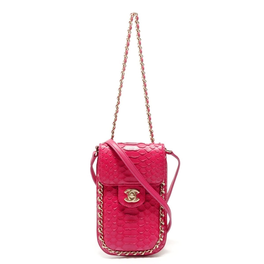 Chanel Coco Mark Chain Phone Case Shoulder Bag Pink: --- Catalog ---Category: SizeHandle Drop: 20.00cm / 7.87''Size (HxWxD): 19cm x 13cm x 1cm / 7.48'' x 5.11'' x 0.39''Strap Length: 108cm - 112cm / 42.51'' - 44.09''Category: DesignType: Shoulder bagCol