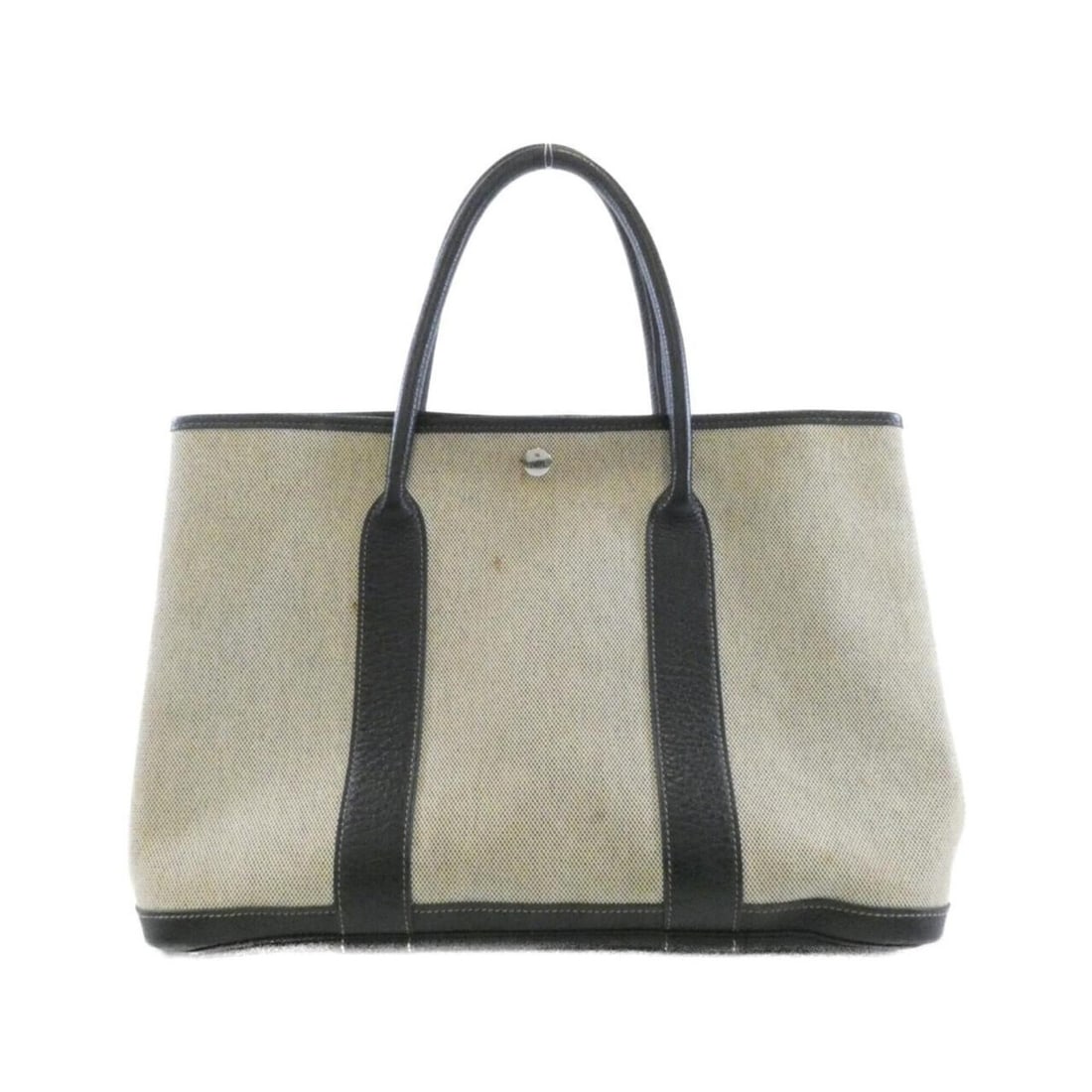 Hermes Garden Party 36cm 200151M Handbag: --- Catalog ---Category: SizeSize (HxWxD): 26cm x 36cm x 18cm / 10.23'' x 14.17'' x 7.08''Category: DesignType: HandbagColor: BlackGender: WomenMaterial: Toile H , Buffle skipper leather Hardware Colo