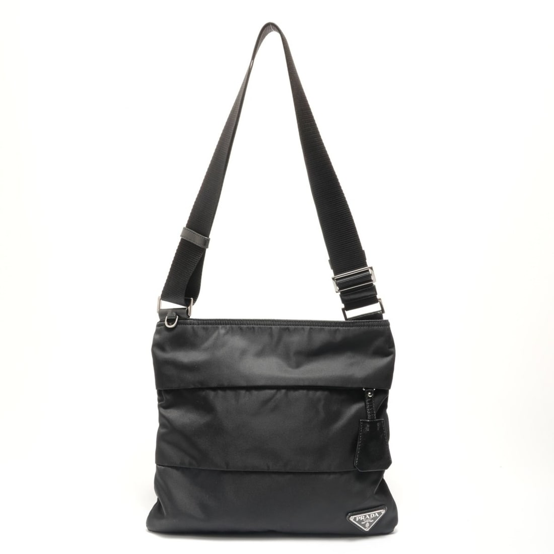 Prada PRADA Triangle Logo Plate Shoulder Bag Black: --- Catalog ---Category: SizeSize (HxWxD): 26cm x 29cm x 1cm / 10.23'' x 11.41'' x 0.39''Strap Length: 70cm - 130cm / 27.55'' - 51.18''Category: DesignType: Shoulder bagColor: BlackGender: WomenCatego