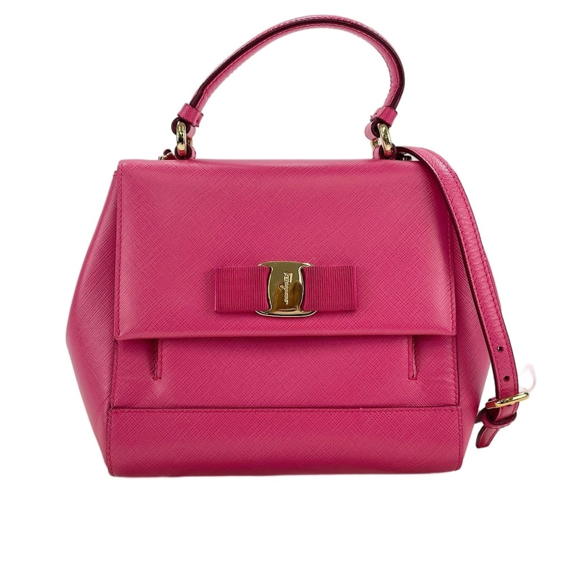 Salvatore Ferragamo Vara Ribbon 2-Way Shoulder Bag, Pink: --- Catalog ---Category: SizeSize (HxWxD): 17cm x 18cm x 10cm / 6.69'' x 7.08'' x 3.93''Category: DesignType: Shoulder bagColor: PinkGender: WomenCategory: GeneralBrand: Salvatore FerragamoCountry of 