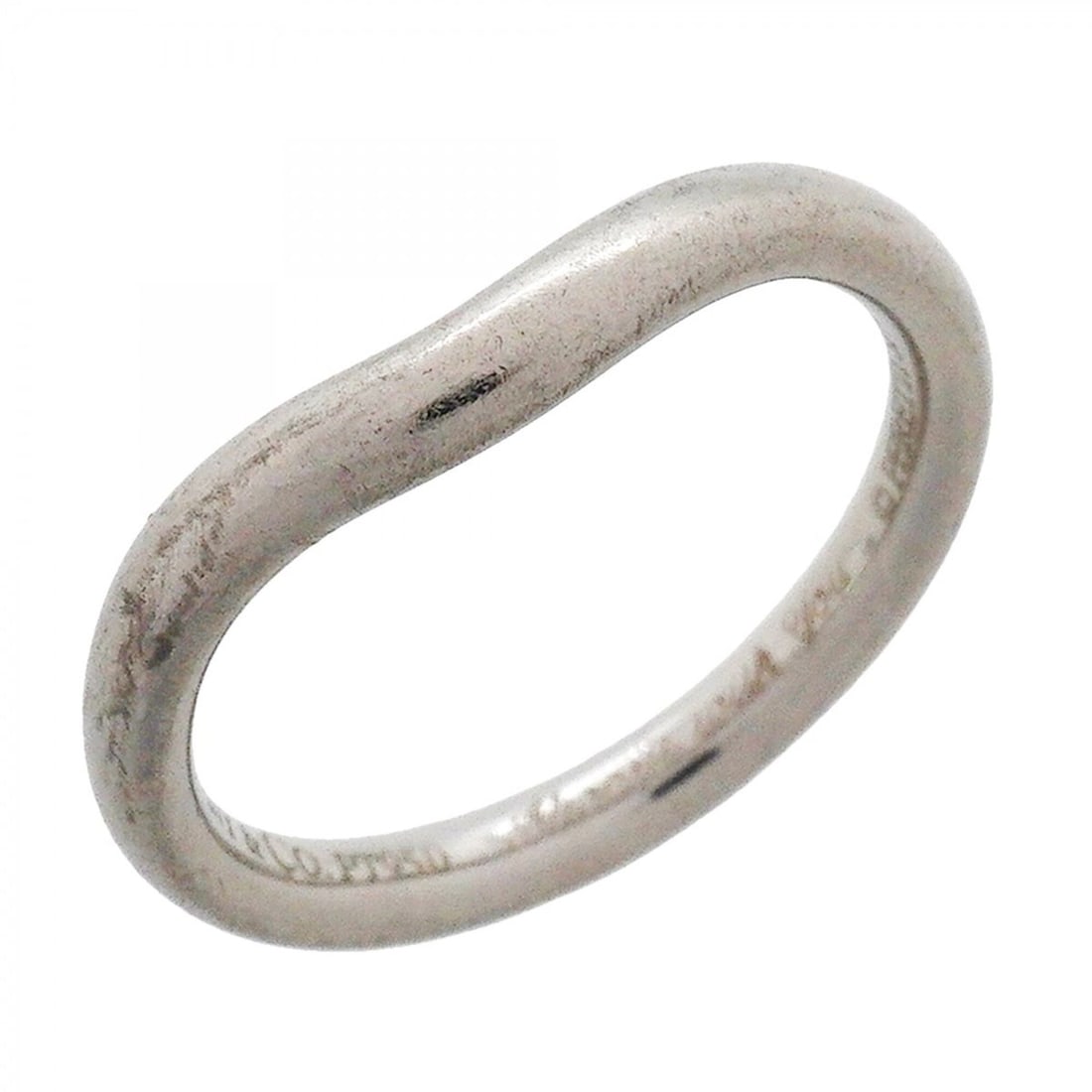Tiffany & Co. Curved Band Ring, Platinum 950, Size 5, Women's: --- Catalog ---Category: SizeJP Size: 5US Size: 3.5Category: DesignType: Band ringGender: WomenMaterial: Platinum 950Category: GeneralBrand: Tiffany--- Item List ---Section: ConditionRanking: Rank AB 