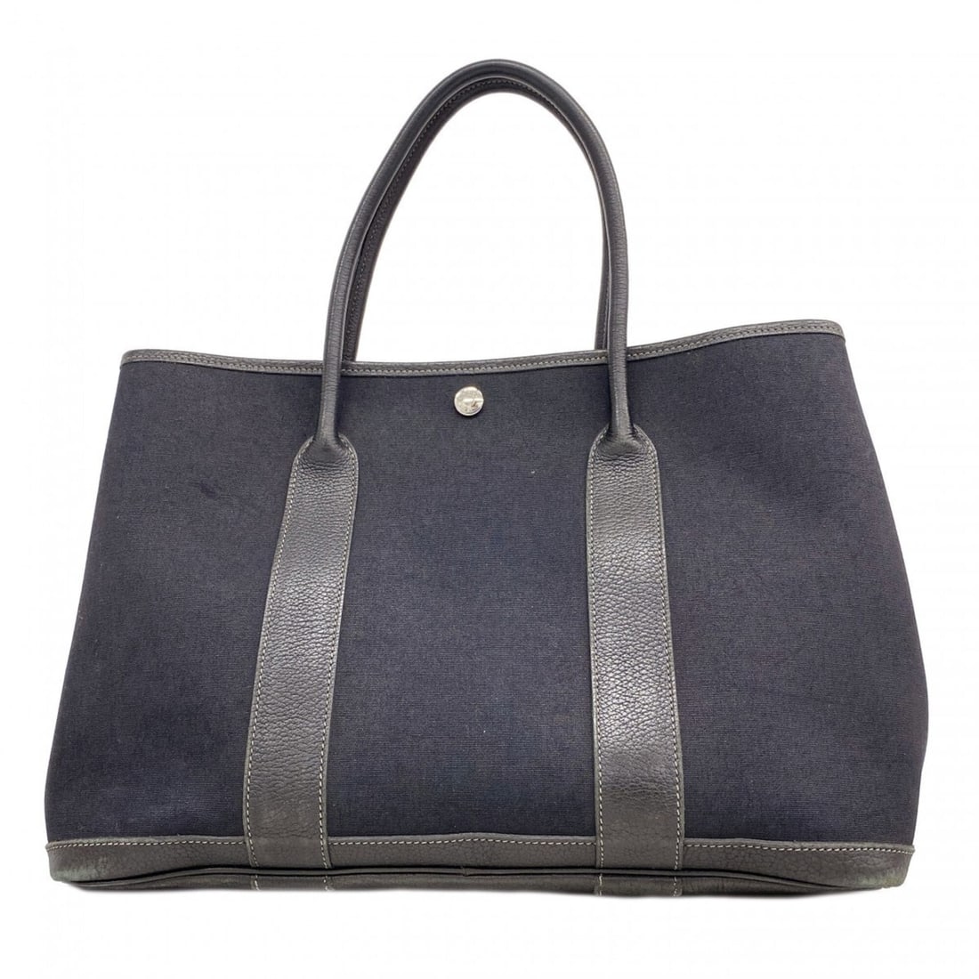 Hermes Garden PM Tote Bag, Toile Officier, Black, ?I stamp, Women's: --- Catalog ---Category: SizeSize (HxWxD): 26cm x 36cm x 18.5cm / 10.23'' x 14.17'' x 7.28''Category: DesignType: Tote bagColor: BlackGender: WomenMaterial: Toile officier Hardware Color: SilverCatego