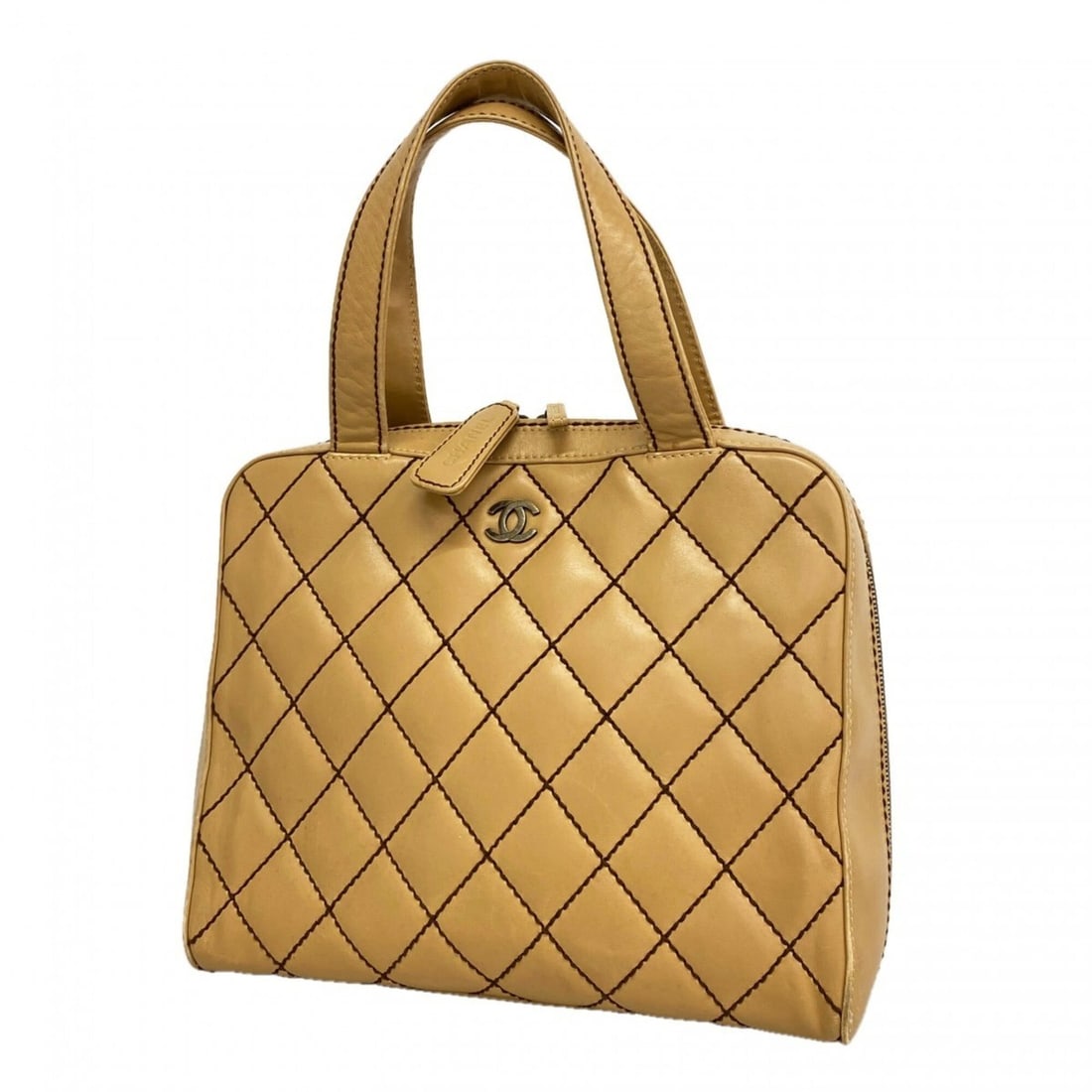 Chanel Wild Stitch Lambskin Handbag, Beige, Women's: --- Catalog ---Category: SizeSize (HxWxD): 26cm x 30.5cm x 14cm / 10.23'' x 12'' x 5.51''Category: DesignType: HandbagColor: BeigeGender: WomenMaterial: Leather Hardware Color: GoldLeather/Fur Type: L