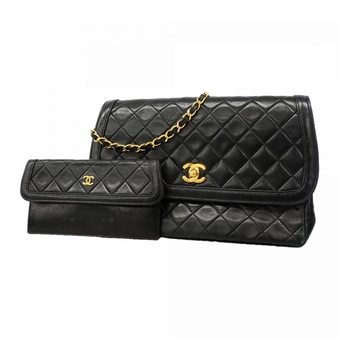 Chanel Matelassé Chain Shoulder Bag, Lambskin, Black, Women's, P3069549: --- Catalog ---Category: SizeSize (HxWxD): 18cm x 26cm x 8cm / 7.08'' x 10.23'' x 3.14''Category: DesignType: Shoulder bagColor: BlackGender: WomenMaterial: Leather Hardware Color: GoldLeather/Fur Typ