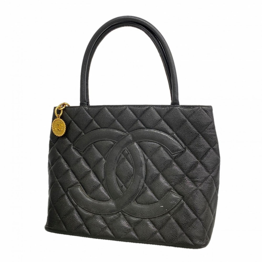 Chanel Tote Bag, Reissue Tote, Caviar Leather, Black, Women's, P3051836: --- Catalog ---Category: SizeSize (HxWxD): 24.5cm x 30cm x 15cm / 9.64'' x 11.81'' x 5.9''Category: DesignType: Tote bagColor: BlackGender: WomenMaterial: Grained Calfskin Hardware Color: GoldCategory