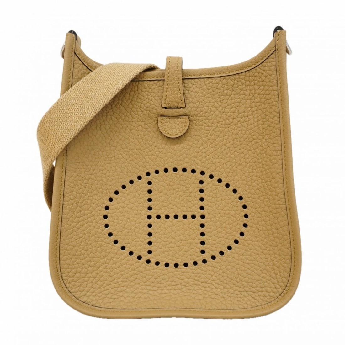 Hermes Shoulder Bag Evelyne TPM Taurillon Clemence Poussière K Stamp Ladies: --- Catalog ---Category: SizeSize (HxWxD): 18cm x 18cm x 5.5cm / 7.08'' x 7.08'' x 2.16''Category: DesignType: Shoulder bagColor: BrownGender: WomenMaterial: Taurillon clemence leather Hardware Color: