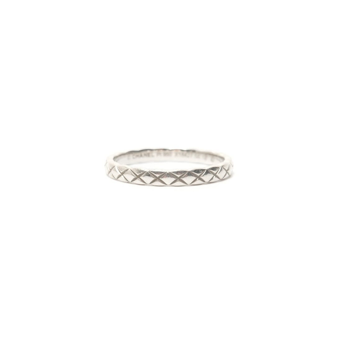 Chanel CHANEL Pt950 Platinum Coco Crush Ring Silver: --- Catalog ---Category: SizeJP Size: 8US Size: 4.5Category: DesignType: Band ringMetal: PlatinumGender: WomenMetal Purity: Platinum950Category: GeneralBrand: Chanel--- Item List ---Section: Condition