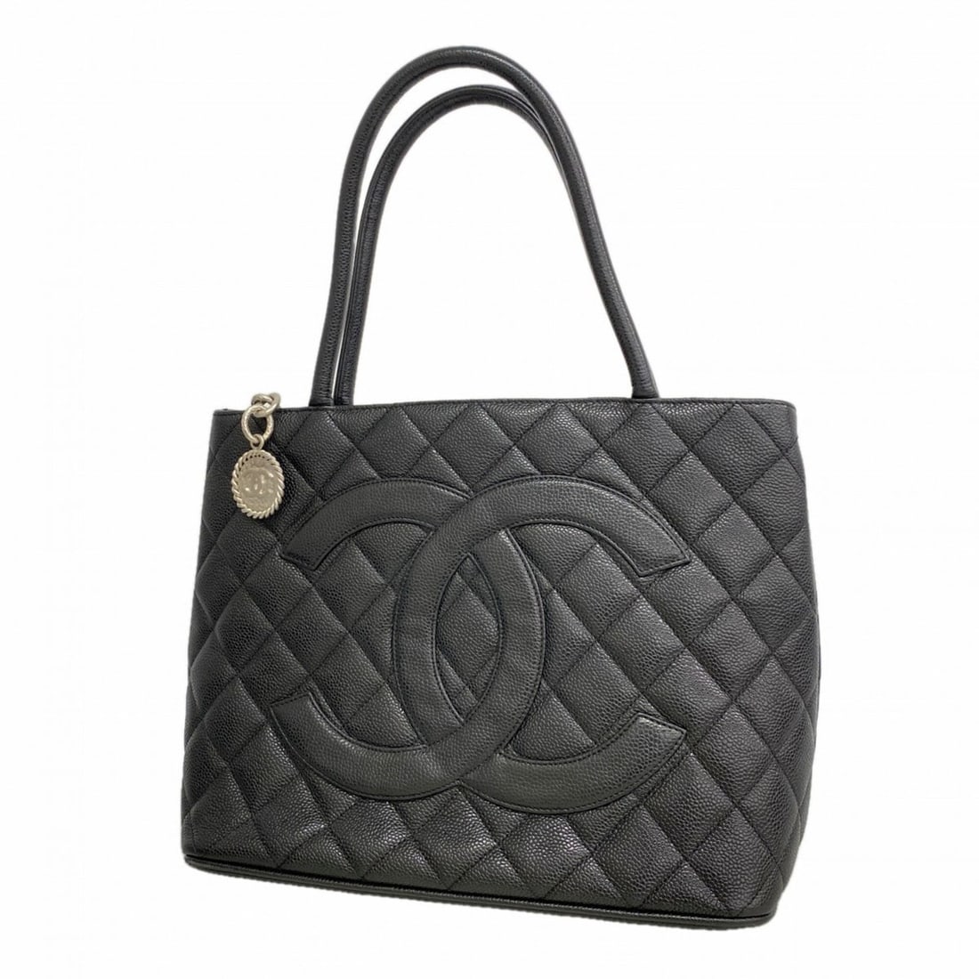 Chanel Tote Bag, Reissue Tote, Caviar Leather, Black, Women's: --- Catalog ---Category: SizeSize (HxWxD): 25cm x 30cm x 14.5cm / 9.84'' x 11.81'' x 5.7''Category: DesignType: Tote bagColor: BlackGender: WomenMaterial: Grained Calfskin Hardware Color: SilverCatego
