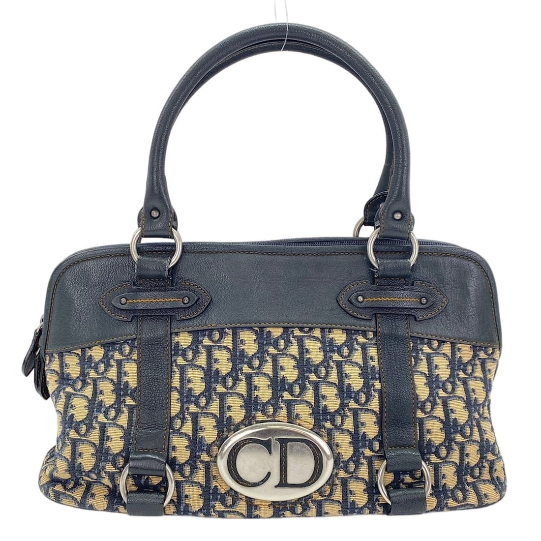 Christian Dior Trotter Tote Bag, Navy: --- Catalog ---Category: SizeSize (HxWxD): 18cm x 36.5cm x 10cm / 7.08'' x 14.37'' x 3.93''Strap Length: 42.5cm / 16.73''Category: DesignType: Tote bagColor: NavyGender: WomenMaterial: Trotter Categor