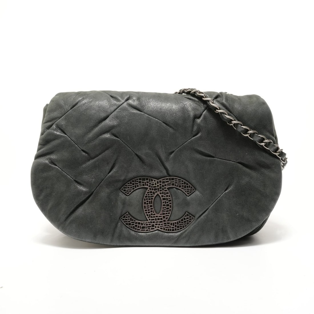 Chanel Coco Mark Shoulder Bag, Black: --- Catalog ---Category: SizeSize (HxWxD): 19cm x 29cm x 6cm / 7.48'' x 11.41'' x 2.36''Strap Length: 99cm - 147cm / 38.97'' - 57.87''Category: DesignType: Shoulder bagColor: BlackGender: WomenCategor