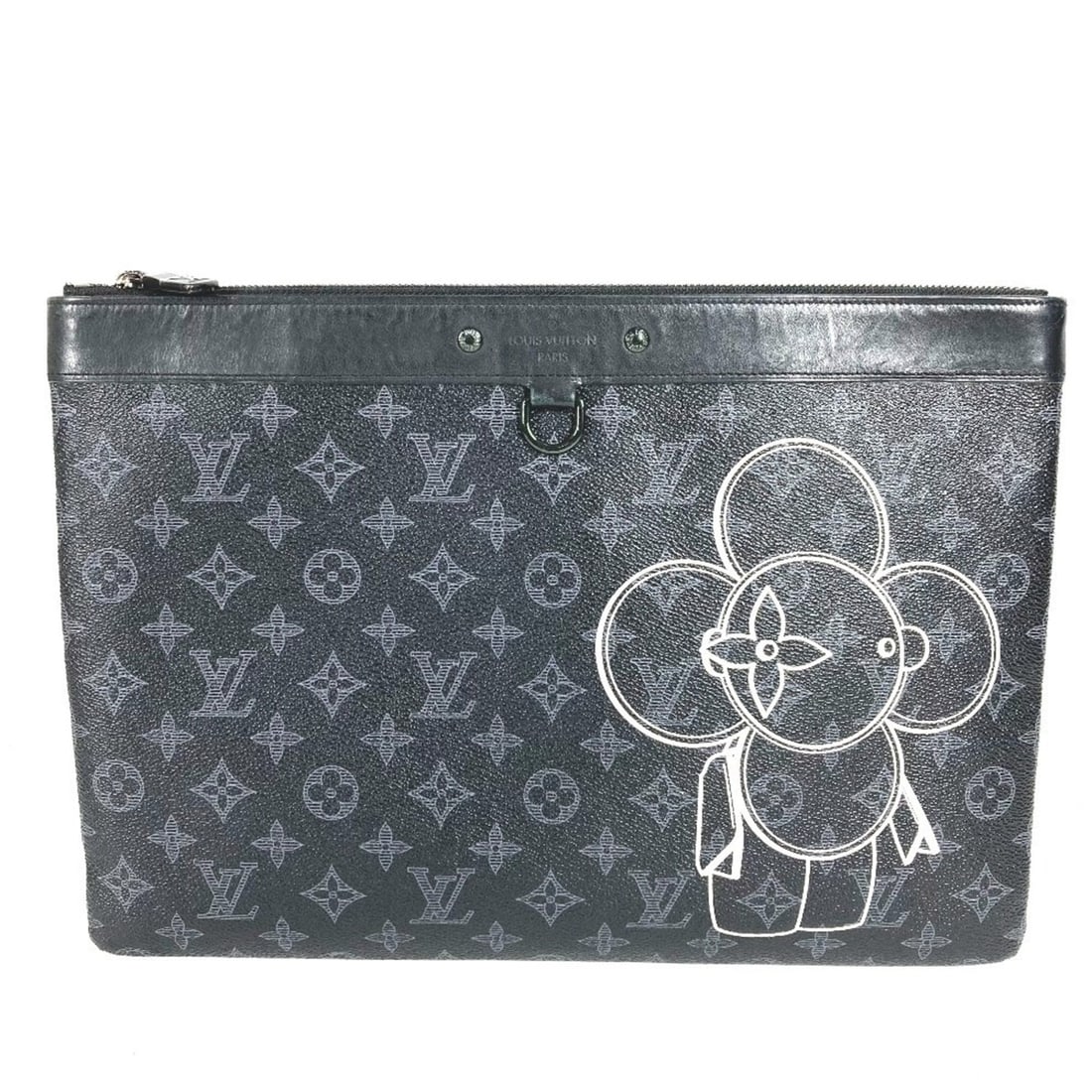 LOUIS VUITTON M62904 Monogram Eclipse Pop Store Limited Edition Pochette Apollo Vivienne Bag Second: --- Catalog ---Category: SizeSize (HxWxD): 25cm x 35.5cm / 9.84'' x 13.97''Category: DesignType: Clutch bag, Handbag, PochetteColor: BlackGender: Men,Women,UnisexMaterial: Monogram Eclipse Category: G
