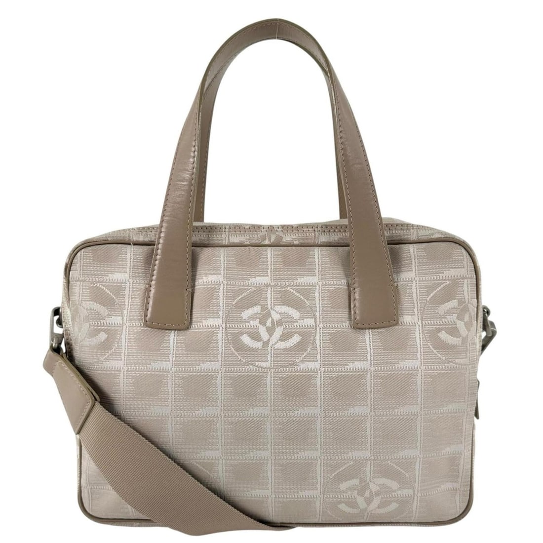 CHANEL Chanel New Travel Coco Mark Handbag with Silver Hardware, Canvas and Leather, Beige, Women's: --- Catalog ---Category: SizeSize (HxWxD): 18.5cm x 25cm x 9cm / 7.28'' x 9.84'' x 3.54''Category: DesignType: HandbagColor: BeigeGender: WomenMaterial: Canvas , Leather Category: GeneralBrand: Chanel