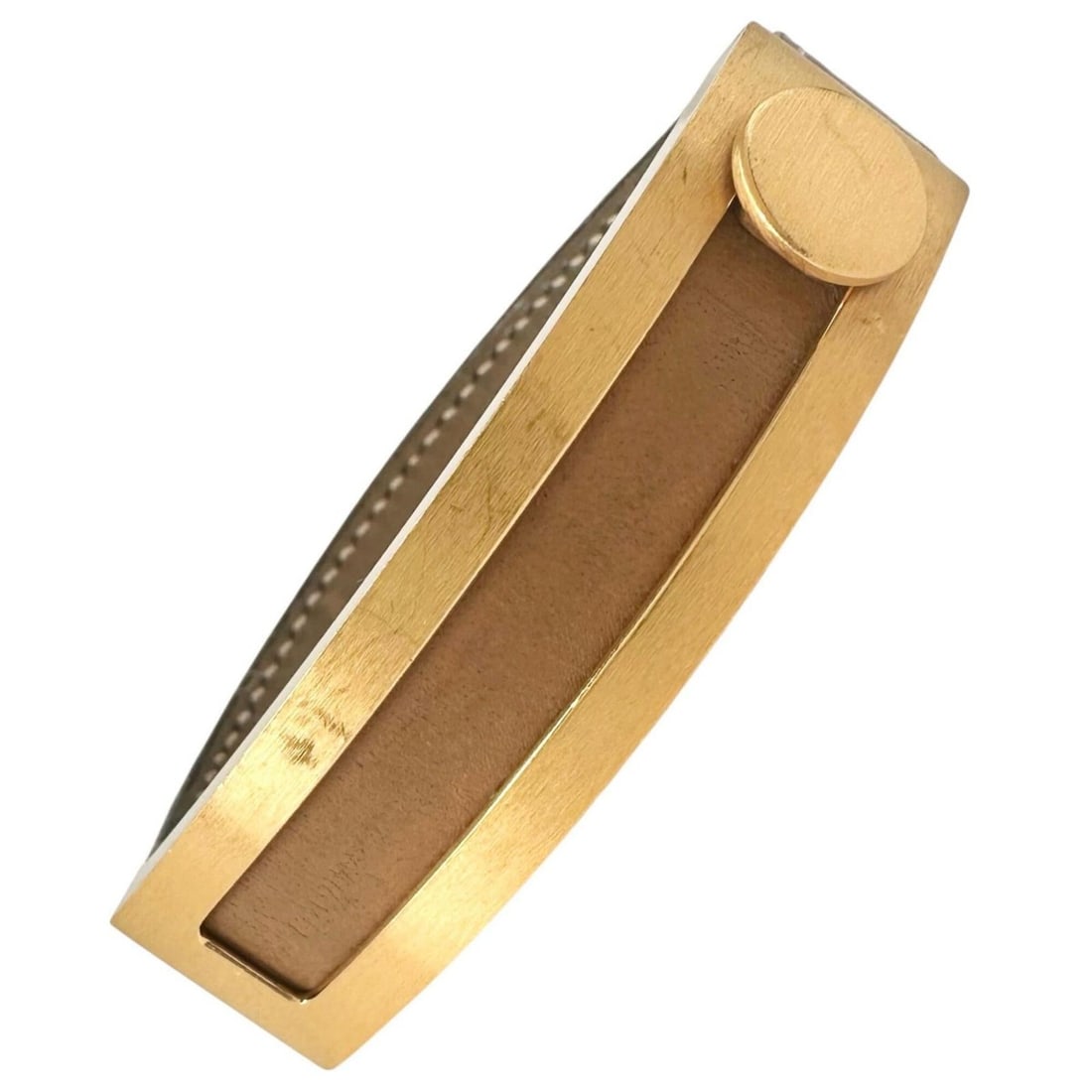 HERMES Hermes Puspus Bracelet Leather GP Gold Brown Women's: --- Catalog ---Category: SizeWidth: 1.4cm / 0.55''Length: 17.5cm / 6.88''Category: DesignType: Charm braceletColor: Brown, GoldGender: WomenMaterial: Gold plating, LeatherCategory: GeneralBrand: Herme