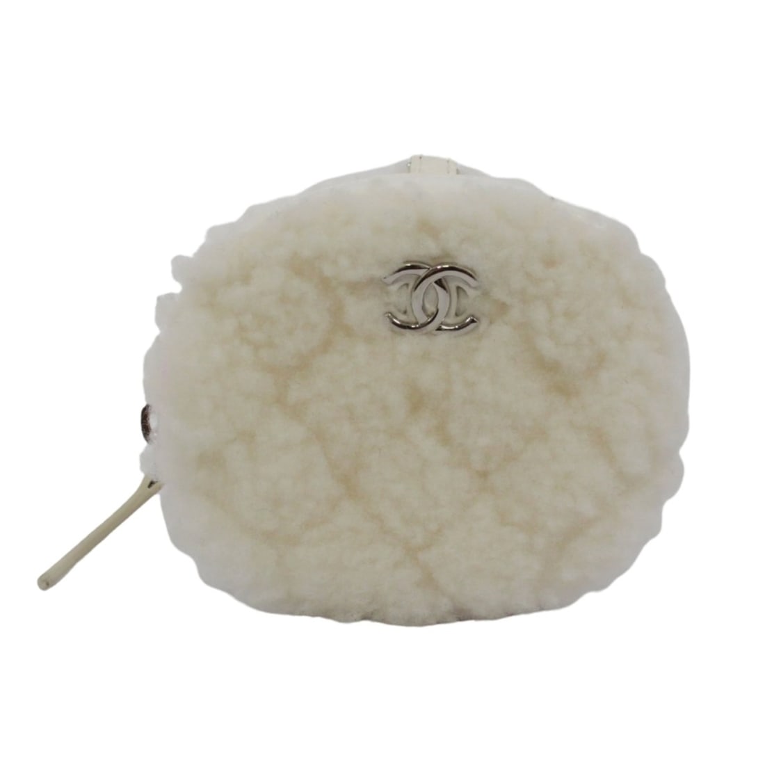 CHANEL Chain Pouch Coconeige Shoulder Bag, Boa Leather, White, Women's: --- Catalog ---Category: SizeSize (HxWxD): 9cm x 11cm x 3cm / 3.54'' x 4.33'' x 1.18''Category: DesignType: Pouch, Shoulder bagColor: WhiteGender: WomenCategory: GeneralBrand: ChanelCountry of Origin: