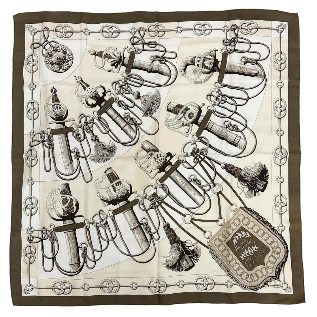 HERMES Carre 90 CLIQUETIS Scarf/Muffler, Silk, Beige/Brown, Women's: --- Catalog ---Category: SizeSize (LxW): 86cm x 86cm / 33.85'' x 33.85''Category: DesignType: ScarfColor: Beige, BrownGender: WomenMaterial: Silk Category: GeneralBrand: Hermes--- Item List ---Section