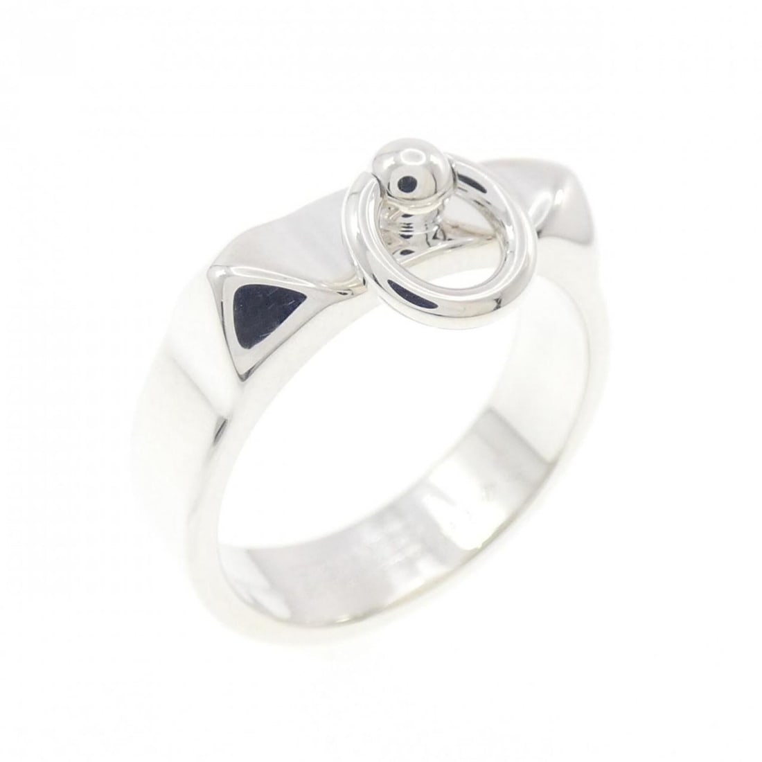 Hermes Hermès Collier de Chien Ring: --- Catalog ---Category: SizeUS Size: 5.5Brand Size: 50Category: DesignType: Band ringGender: WomenMaterial: Silver 925Category: GeneralMPN: H115607BBrand: Hermes--- Item List ---Section: ConditionRan