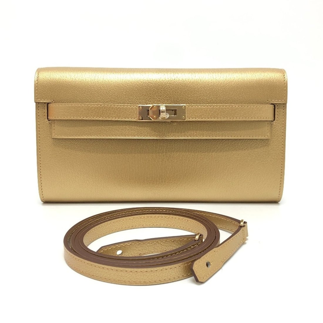 HERMES H086404CPY9 Kelly To Go Wallet, Purse, Bag, Shoulder Women's, Gold: --- Catalog ---Category: SizeSize (HxWxD): 11.5cm x 20.5cm x 3cm / 4.52'' x 8.07'' x 1.18''Strap / Chain Length: 1.1m / 43.3''Category: DesignType: Chain/Shoulder walletColor: GoldGender: WomenClosure