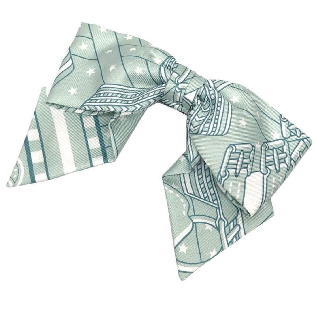 Hermes HERMES Ribbon Barrette Grenelle PM Zigzag BARRETTE GRENELLE ZIGZAG H241015G VETU Green Hair: --- Catalog ---Category: SizeSize (LxW): 9.5cm x 13.5cm / 3.74'' x 5.31''Category: DesignType: BarretteColor: GreenGender: WomenMaterial: SilkCategory: GeneralMPN: H241015GBrand: HermesCountry of Orig