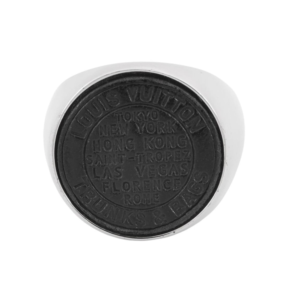 Louis Vuitton Traveler Stamps Signet Metal Ring, Size M, MP1802, LOUIS VUITTON Men's,: --- Catalog ---Category: SizeJP Size: 19US Size: 9.5Category: DesignType: Band ringColor: Noir, SilverGender: MenMaterial: MetalCategory: GeneralMPN: MP1802Brand: Louis VuittonCountry of Origin: Italy
