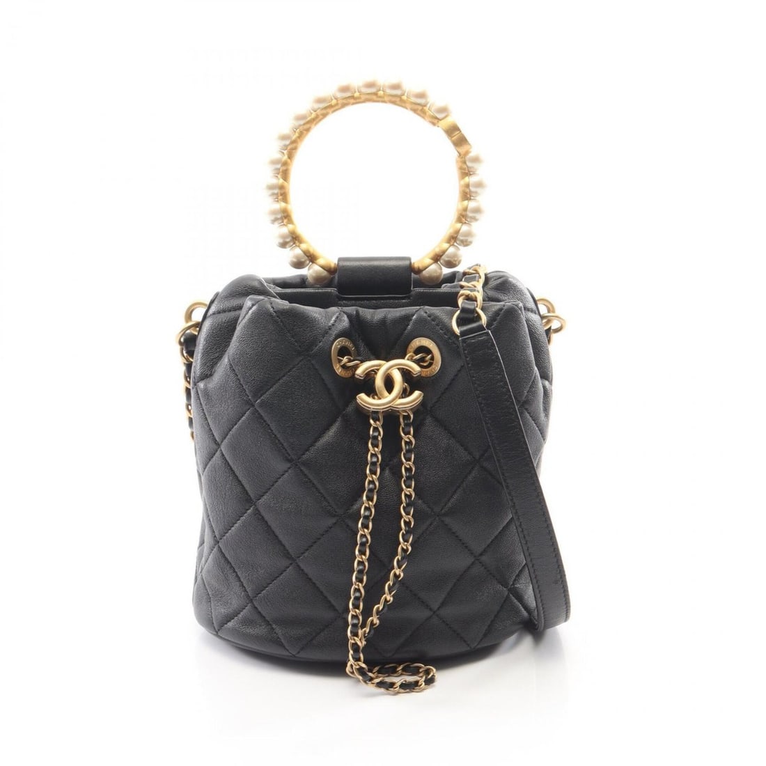 Chanel Matelassé 2-Way Shoulder Bag/Handbag, Leather, Women's, Black (AS2608): --- Catalog ---Category: SizeSize (HxWxD): 15cm x 16cm x 13cm / 5.9'' x 6.29'' x 5.11''Category: DesignType: Handbag, Shoulder bagColor: BlackGender: WomenMaterial: Leather Hardware Color: GoldCategor