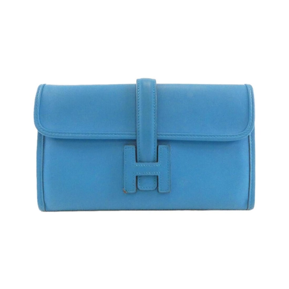 Hermes Jige Duo 064255CA Wallet: --- Catalog ---Category: SizeSize (HxWxD): 12.5cm x 21cm x 2cm / 4.92'' x 8.26'' x 0.78''Category: DesignType: Long wallet (bi-fold)Color: BlueGender: WomenMaterial: Swift leather Category: GeneralBra