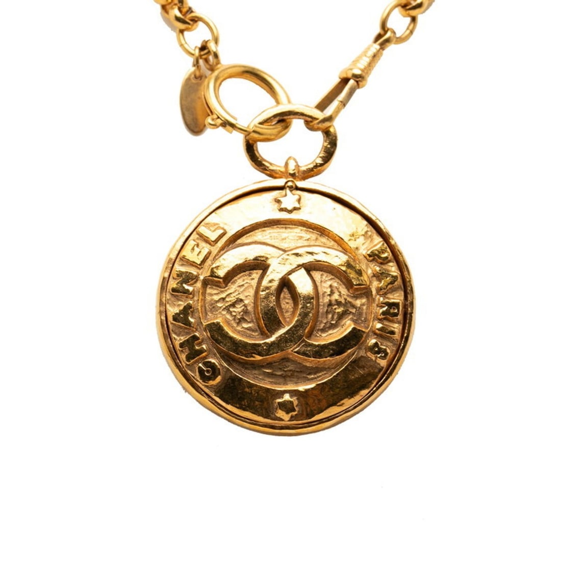 Chanel Vintage Coco Mark Mirror Necklace Pendant Chain Rogue Gold Plated Women's CHANEL: --- Catalog ---Category: SizePendant Size: 45.6mm x 45.6mm / 1.79'' x 1.79''Neck Circumference: 86 cm / 33.85''Category: DesignColor: GoldGender: WomenSeason: VintageNecklace Type: NecklaceCategory: G