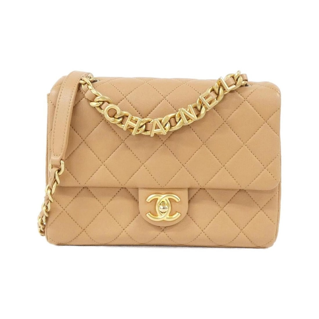 Chanel AS3885 Shoulder Bag: --- Catalog ---Category: SizeSize (HxWxD): 17.5cm x 22.5cm x 7.5cm / 6.88'' x 8.85'' x 2.95''Category: DesignType: Shoulder bagColor: BeigeGender: WomenMaterial: Leather Leather/Fur Type: LambskinCate