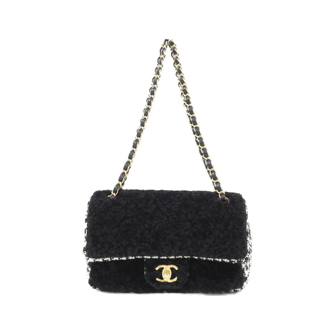 Chanel shoulder bag: --- Catalog ---Category: SizeSize (HxWxD): 15cm x 24cm x 7cm / 5.9'' x 9.44'' x 2.75''Category: DesignType: Shoulder bagColor: BlackGender: WomenMaterial: Tweed , Leather Leather/Fur Type: SheepskinCa