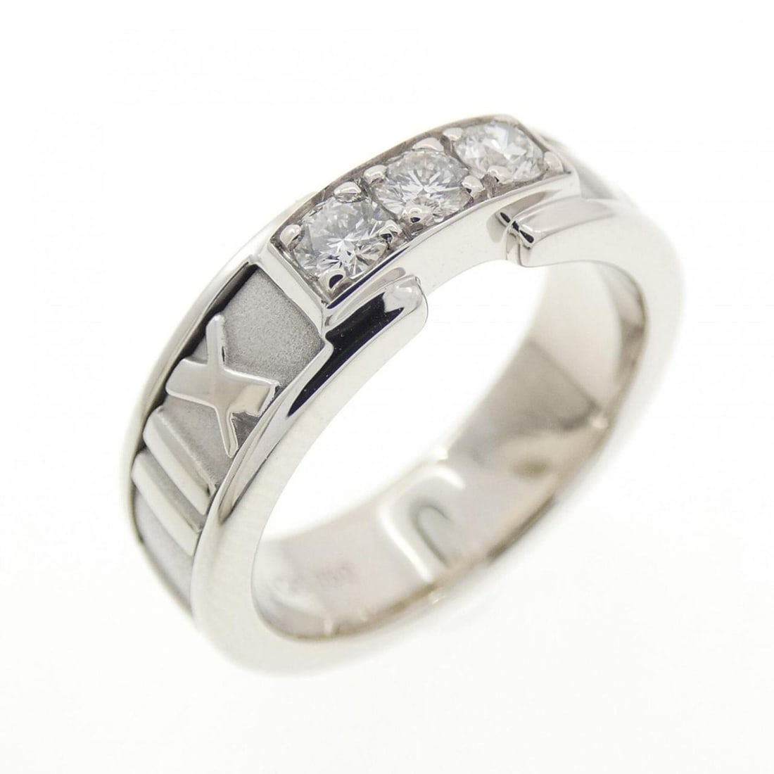 Tiffany & Co. Atlas Ring: --- Catalog ---Category: SizeJP Size: 6.5US Size: 3.5Category: DesignType: Band ringColor: White goldStone: DiamondGender: WomenMaterial: White gold (18K)Category: GeneralBrand: Tiffany--- Item List