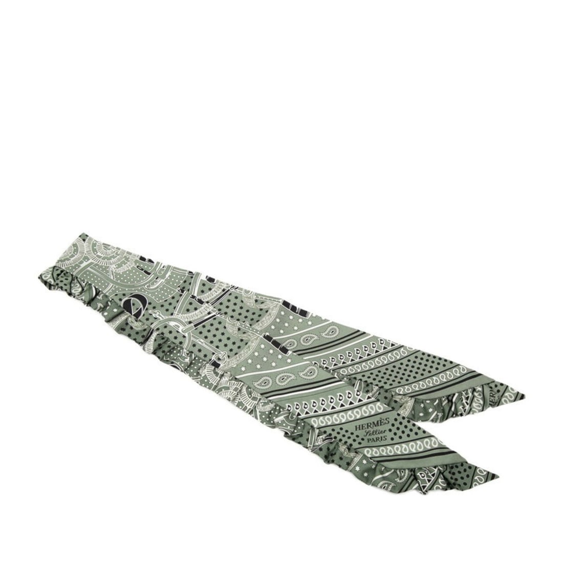Hermes Twilly Frill EPERON D'OR BANDANA Apron d'Or Bandana Scarf Muffler Green White Black Silk: --- Catalog ---Category: SizeSize (LxW): 90cm x 7cm / 35.43'' x 2.75''Category: DesignType: BandanaColor: Black, Green, WhiteGender: WomenMaterial: Silk Category: GeneralLine: TwillyBrand: Hermes--- I