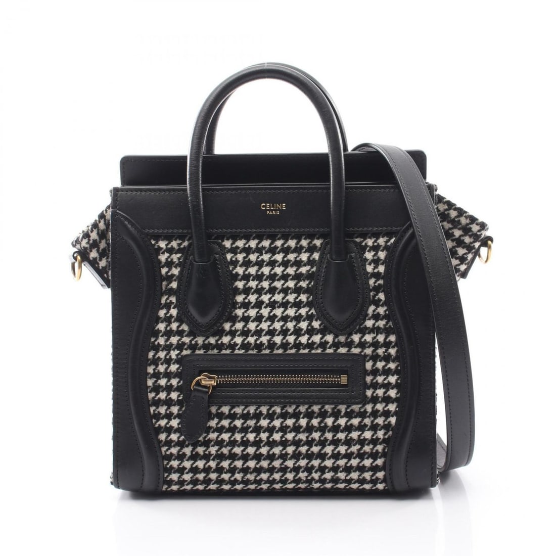 Celine Luggage Nano Shopper Houndstooth 2-Way Handbag, Wool Leather, Women's, Black/White: --- Catalog ---Category: SizeSize (HxWxD): 19.5cm x 20cm x 10cm / 7.67'' x 7.87'' x 3.93''Category: DesignType: HandbagColor: Black, WhiteGender: WomenMaterial: Wool , Leather Category: GeneralBrand: 