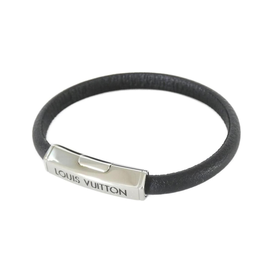 Louis Vuitton Clip It M8119E Bracelet: --- Catalog ---Category: SizeLength: 17.5cm / 6.88''Category: DesignType: Charm braceletColor: BlackGender: Women,MenCategory: GeneralBrand: Louis Vuitton--- Item List ---Section: ConditionRanking: Ra