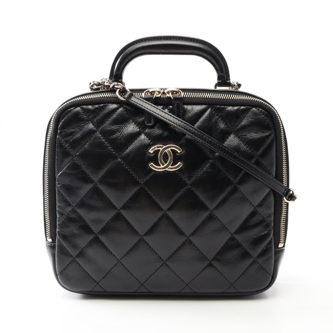 Chanel Matelassé Top Handle 2-Way Shoulder Bag/Handbag, Leather, Women's, Black: --- Catalog ---Category: SizeSize (HxWxD): 20cm x 22.5cm x 5.5cm / 7.87'' x 8.85'' x 2.16''Category: DesignType: Handbag, Shoulder bagColor: BlackGender: WomenMaterial: Leather Category: GeneralBrand: