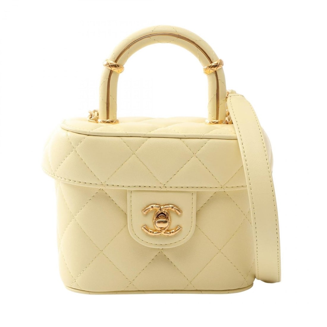 Chanel Matelassé Vanity 2-Way Shoulder Bag/Handbag, Lambskin Leather, Women's, Yellow (AS3973): --- Catalog ---Category: SizeSize (HxWxD): 12cm x 14cm x 7cm / 4.72'' x 5.51'' x 2.75''Category: DesignType: Handbag, Shoulder bagColor: YellowGender: WomenMaterial: Leather Leather/Fur Type: Lambskin