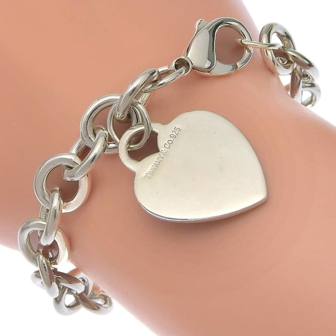 Tiffany & Co. Heart Tag Bracelet, Sterling Silver 925, Approx. 33.2g, Unisex.: --- Catalog ---Category: SizeLength: 17cm / 6.69''Category: DesignType: Charm braceletGender: Women,MenMaterial: Silver 925Category: GeneralBrand: Tiffany--- Item List ---Section: ConditionRanking: Ra