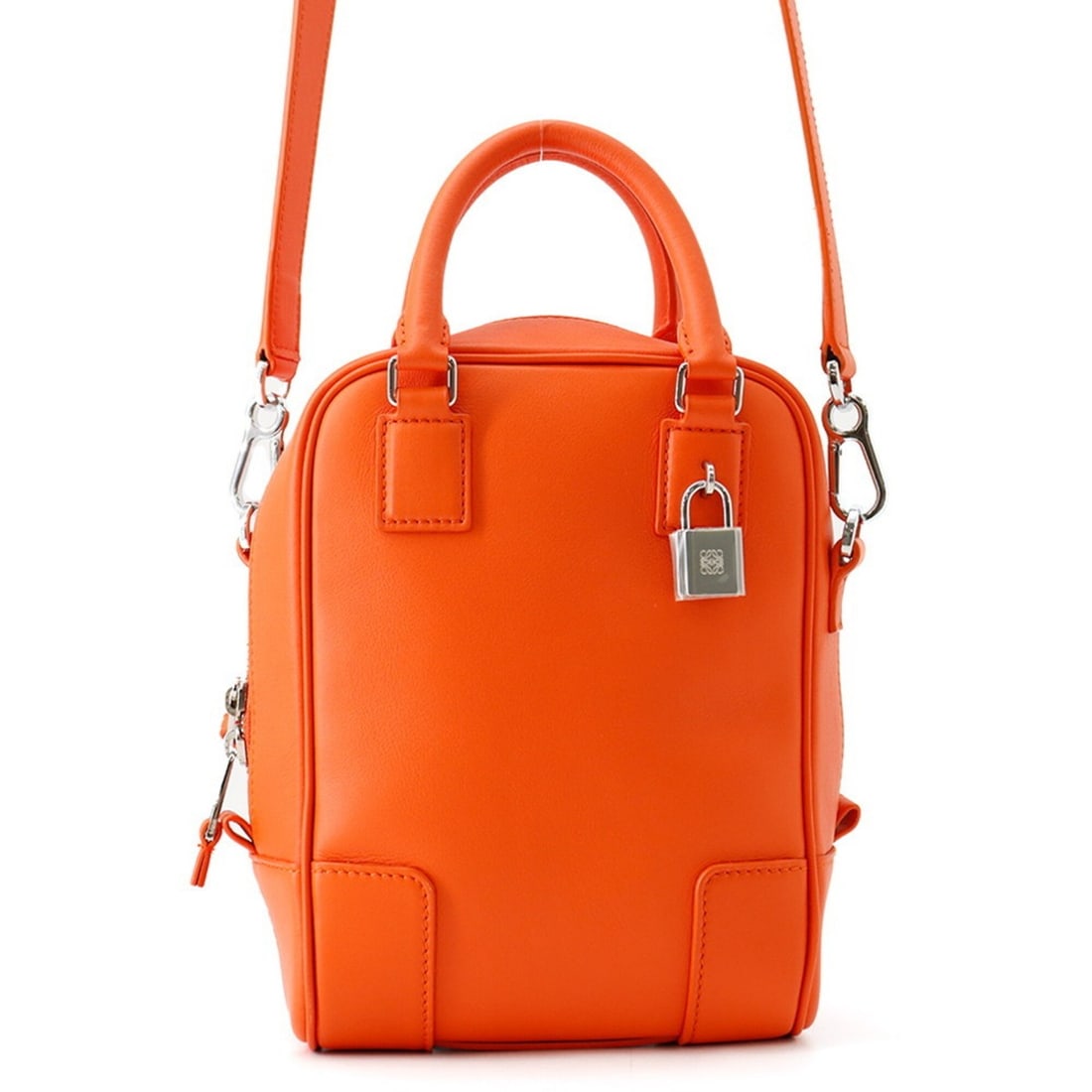 Loewe Amazona 15 Leather Handbag B039L51X06 LOEWE 2-way for Women: --- Catalog ---Category: SizeWeight: 530g / 1.16lb.Size (HxWxD): 22cm x 15.5cm x 9cm / 8.66'' x 6.1'' x 3.54''Strap Length: 118cm - 138cm / 46.45'' - 54.33''Category: DesignType: HandbagColor: OrangeG