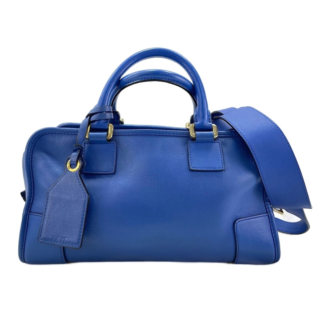 Loewe Amazona 28 2-Way Handbag, Blue: --- Catalog ---Category: SizeSize (HxWxD): 16cm x 28cm x 13cm / 6.29'' x 11.02'' x 5.11''Category: DesignType: HandbagColor: BlueGender: WomenCategory: GeneralBrand: LoeweCountry of Origin: Spain--- I
