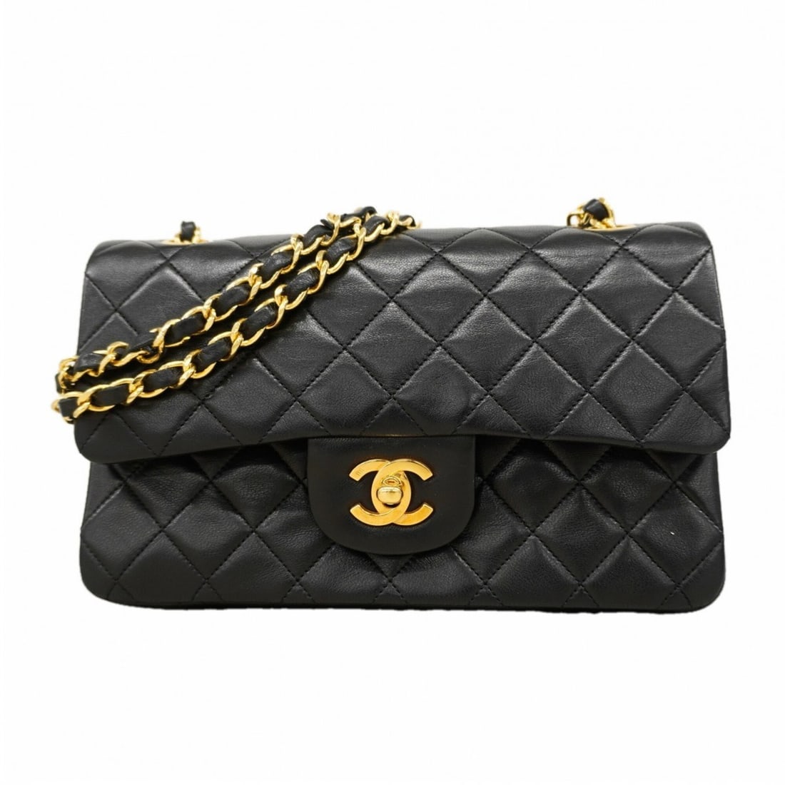 Chanel Matelassé Shoulder Bag, Double Flap, Chain, Lambskin, Black, Women's: --- Catalog ---Category: SizeSize (HxWxD): 14.5cm x 22.5cm x 6.5cm / 5.7'' x 8.85'' x 2.55''Category: DesignType: Shoulder bagColor: BlackGender: WomenMaterial: Leather Hardware Color: GoldLeather/Fur