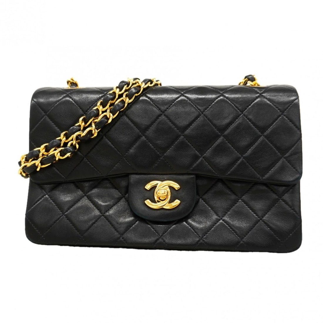 Chanel Matelassé Shoulder Bag, Double Flap, Chain, Lambskin, Black, Women's: --- Catalog ---Category: SizeSize (HxWxD): 14cm x 22.5cm x 6.5cm / 5.51'' x 8.85'' x 2.55''Category: DesignType: Shoulder bagColor: BlackGender: WomenMaterial: Leather Hardware Color: GoldLeather/Fur 