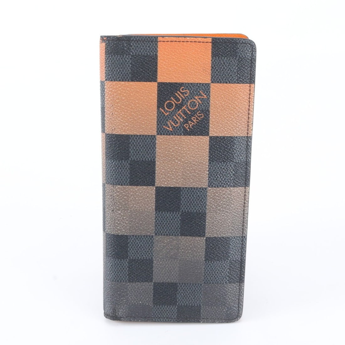 Excellent condition Louis Vuitton Damier Graphite Giant Portefeuille Brazza N60424 Leather Bi-fold: --- Catalog ---Category: SizeSize (HxWxD): 19cm x 10cm x 1cm / 7.48'' x 3.93'' x 0.39''Category: DesignType: Long wallet (bi-fold)Color: OrangeGender: MenMaterial: Leather , Coated canvas Category: Ge