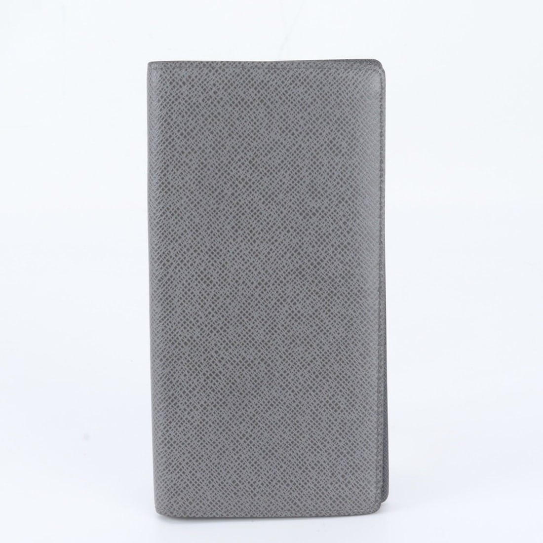 Mint condition Louis Vuitton Taiga Portefeuille Brazza Glacier M32653 Leather Long Wallet Bi-fold: --- Catalog ---Category: SizeSize (HxWxD): 19cm x 10cm x 1.5cm / 7.48'' x 3.93'' x 0.59''Category: DesignType: Long wallet (bi-fold)Color: GlacierGender: MenMaterial: Leather Category: GeneralBrand: L
