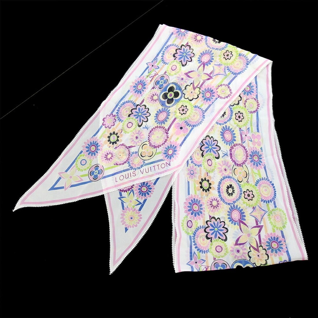 Louis Vuitton Scarf/Muffler, Off-White/Pink, 100% Silk Chiffon, Women's, LOUIS VUITTON: --- Catalog ---Category: SizeSize (LxW): 1.92m x 22cm / 75.59'' x 8.66''Category: DesignType: ScarfColor: Off-white, PinkGender: WomenMaterial: Silk 100%Category: GeneralBrand: Louis VuittonCountry of