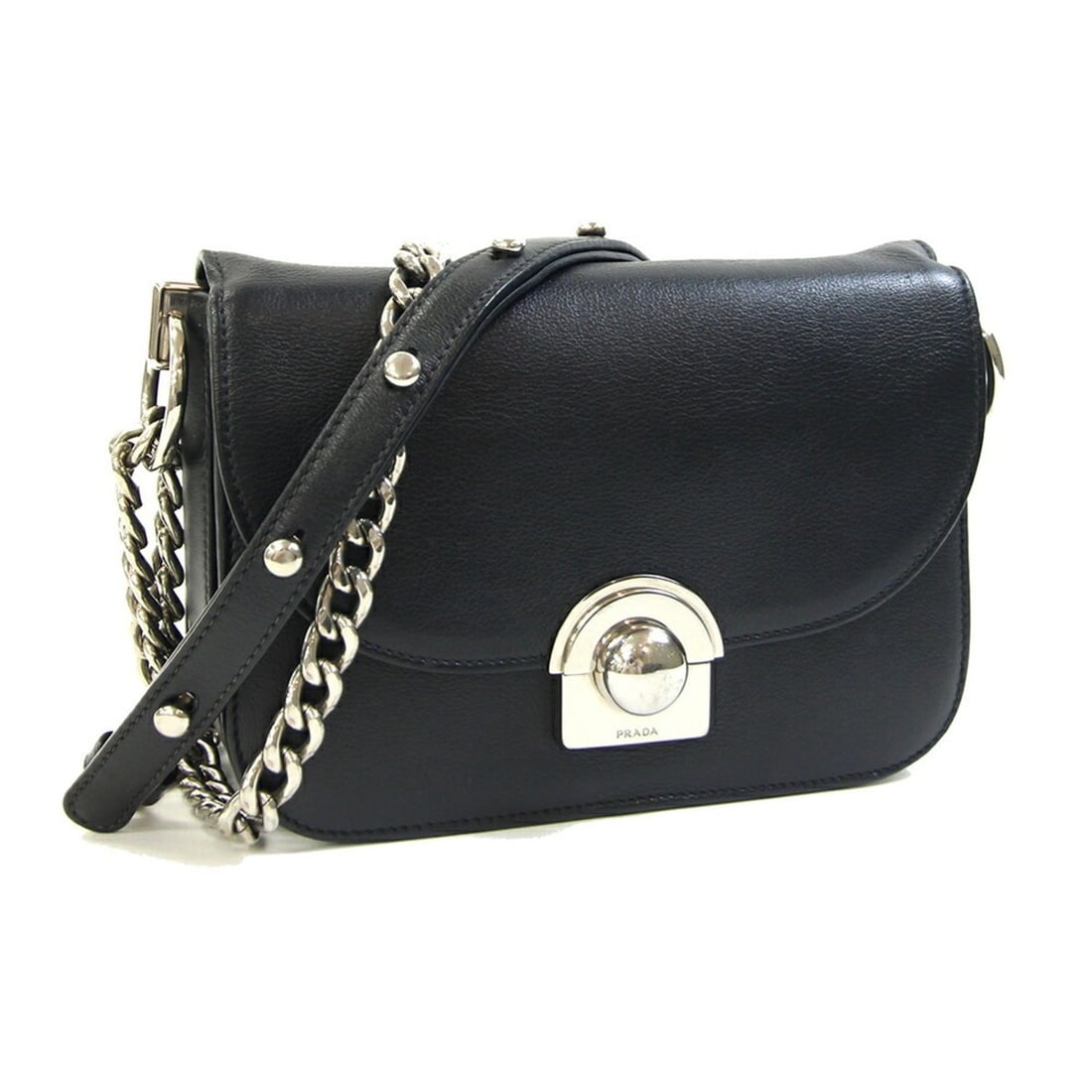 Prada Shoulder Bag 1BD030 Black Leather Chain All Women's PRADA: --- Catalog ---Category: SizeSize (HxWxD): 15.5cm x 21.5cm x 5cm / 6.1'' x 8.46'' x 1.96''Strap Length: 63cm - 105cm / 24.8'' - 41.33''Category: DesignType: Shoulder bagColor: BlackGender: WomenMateri