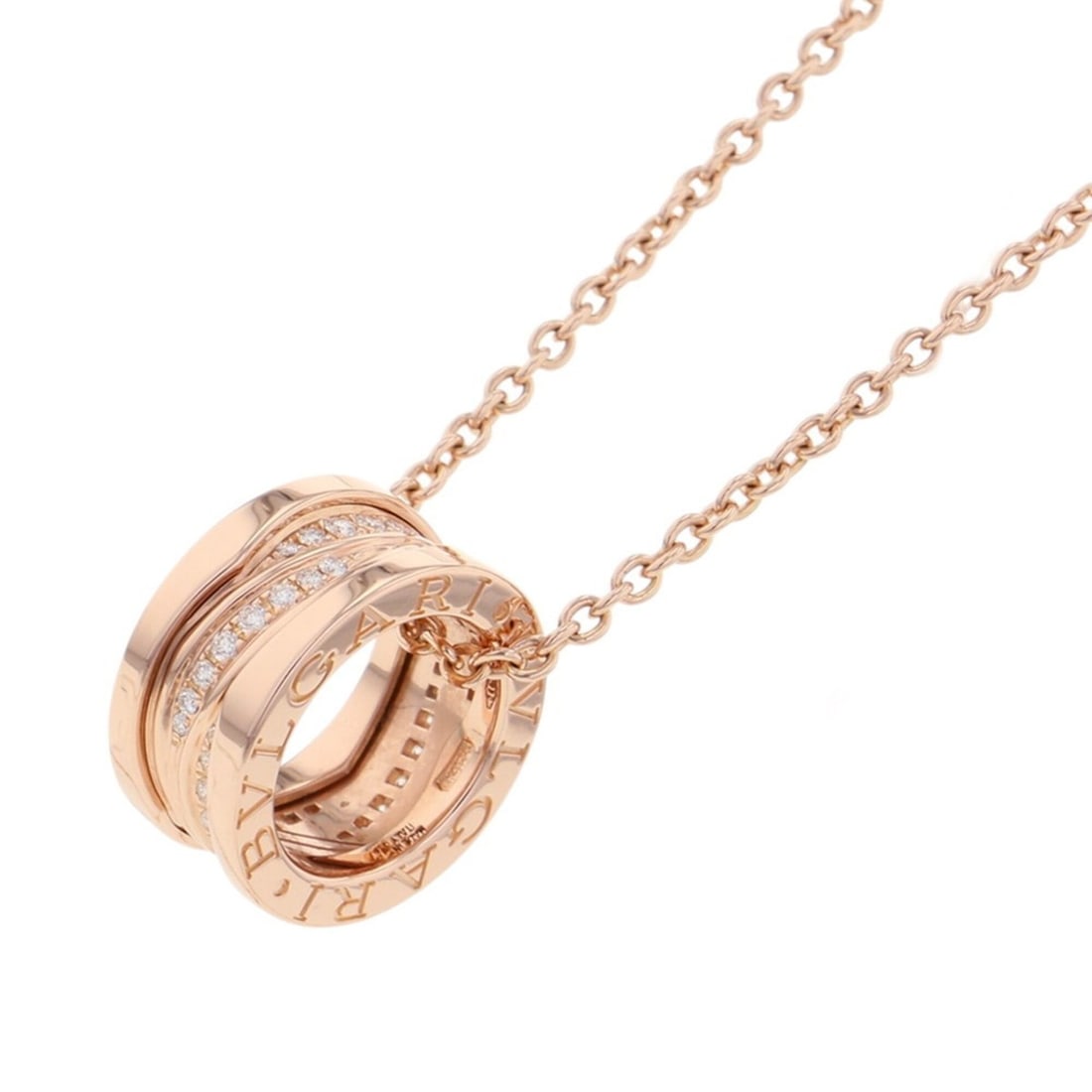 BVLGARI B-zero1 Legend Diamond Necklace in 18K Pink Gold.: --- Catalog ---Category: SizePendant Size: 14.8mm x 7.3mm / 0.58'' x 0.28''Neck Circumference: 39 cm - 47 cm / 15.35'' - 18.5''Category: DesignGender: WomenMaterial: Pink gold (18K)Pendant Type: Penda