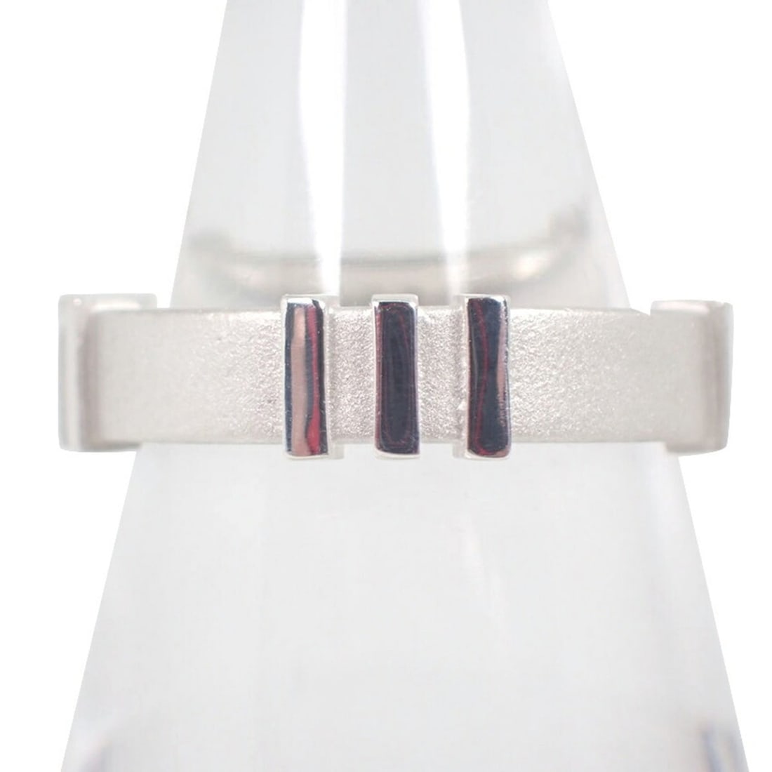 TIFFANY & Co. 925 Atlas Ring, Size 11: --- Catalog ---Category: SizeUS Size: 6Brand Size: 51Category: DesignType: Band ringGender: WomenMaterial: Sterling silver 925Category: GeneralBrand: Tiffany--- Item List ---Section: ConditionRanking: