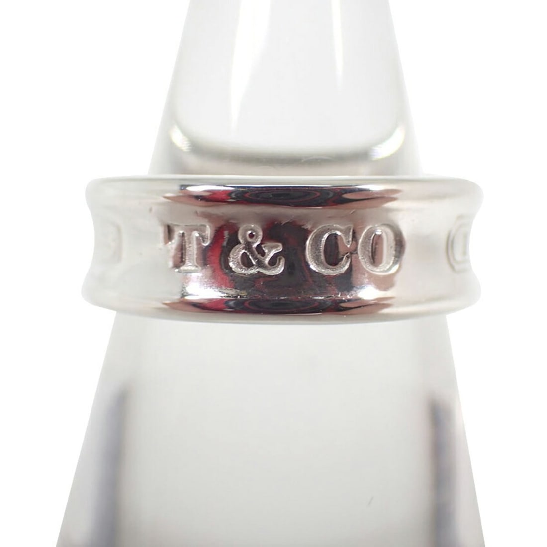 TIFFANY & Co. 925 1837 Ring, Size 12: --- Catalog ---Category: SizeUS Size: 6.5Brand Size: 52Category: DesignType: Band ringGender: WomenMaterial: Sterling silver 925Category: GeneralBrand: Tiffany--- Item List ---Section: ConditionRankin