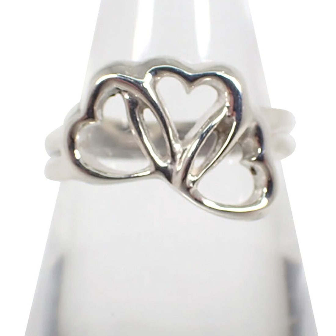 TIFFANY & Co. 925 Triple Heart Ring, Size 12.5: --- Catalog ---Category: SizeUS Size: 6.5Brand Size: 52Category: DesignType: Band ringGender: WomenMaterial: Sterling silver 925Category: GeneralBrand: Tiffany--- Item List ---Section: ConditionRankin