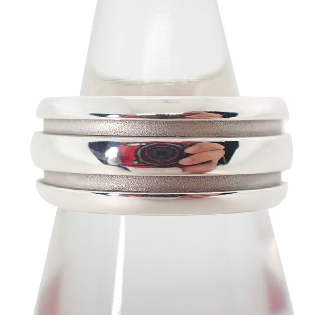 TIFFANY & Co. 925 Grooved Double Line Ring, Size 13.5: --- Catalog ---Category: SizeUS Size: 6.5Brand Size: 53Category: DesignType: Band ringGender: WomenMaterial: Sterling silver 925Category: GeneralBrand: Tiffany--- Item List ---Section: ConditionRankin