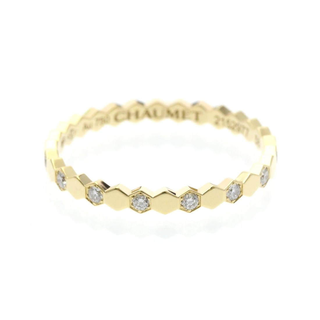 Chaumet Bee De Chaumet Ring With Half Diamonds Yellow Gold (18K) Fashion Diamond Band Ring Gold: --- Catalog ---Category: SizeWidth: 2.3mm / 0.09''Weight: 1.8g / 0.06oz.JP Size: 18US Size: 8 1/4Brand Size: 58Category: DesignType: Band ringColor: GoldMetal: GoldStone: DiamondStyle: FashionGender: 